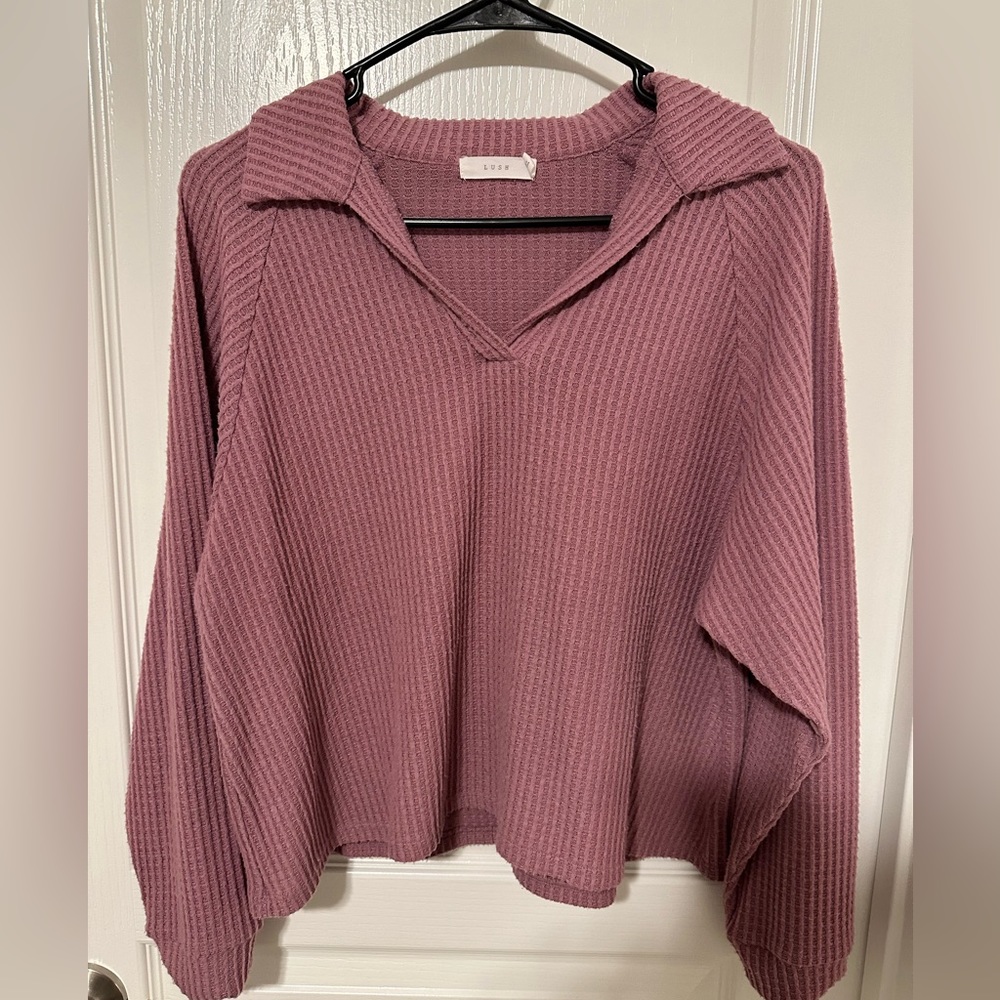 Boutique brand, size M, waffle knit colloared sweater